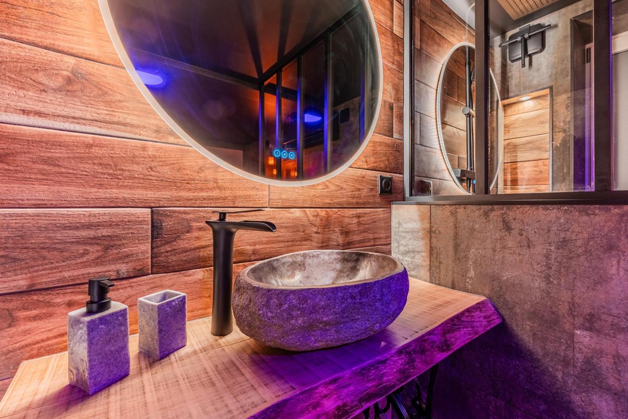 Love Room And Luxe Sous Les Colombages D'Alsace Drusenheim Eksteriør bilde